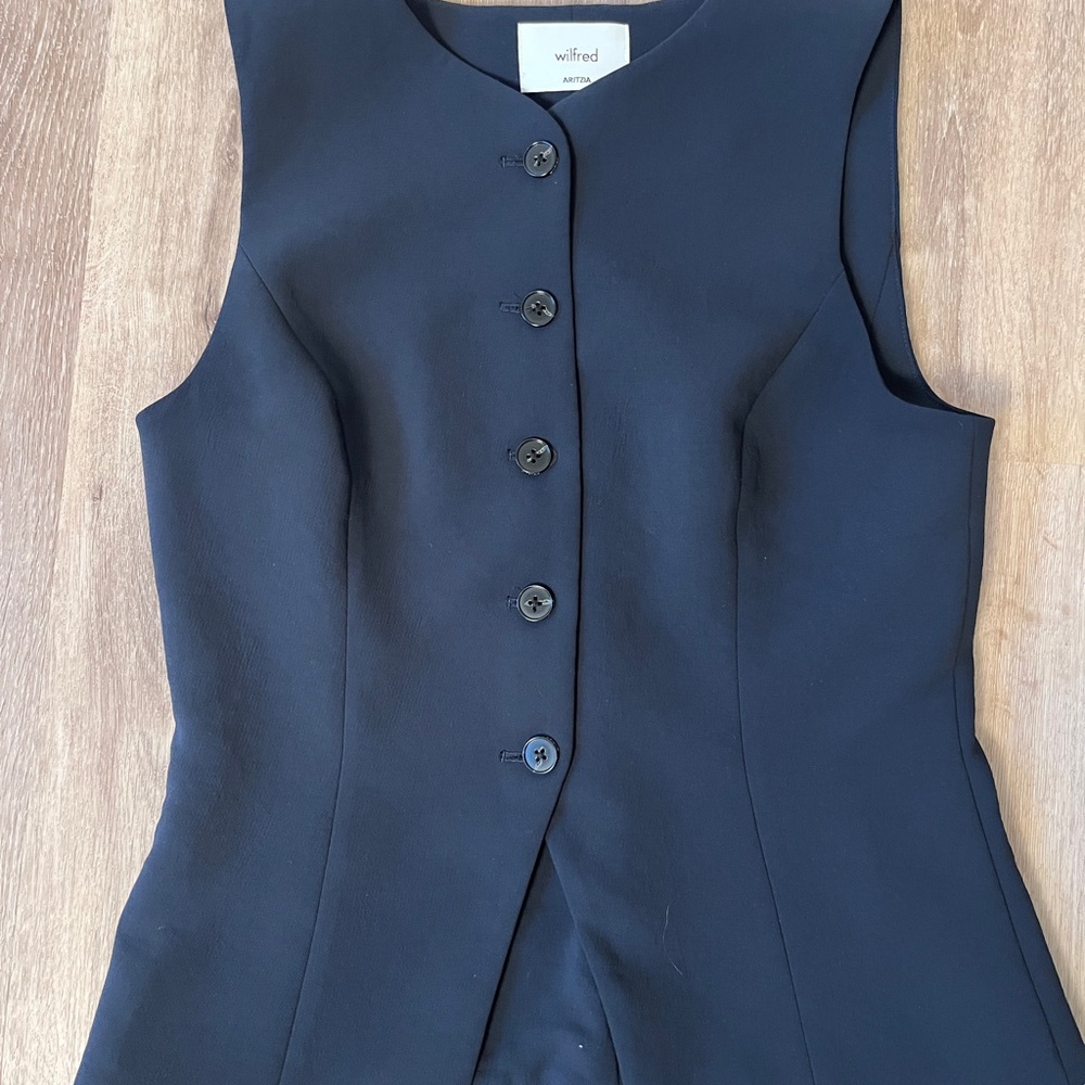 Wilfred Charcoal Button-Up Vest